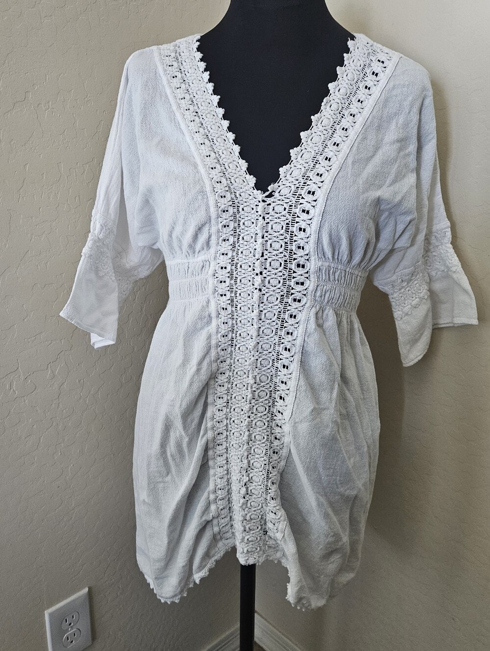 Seaspice Women's White Crochet-Trim V-Neck Top Beach Wear 100% Perusian Cotton